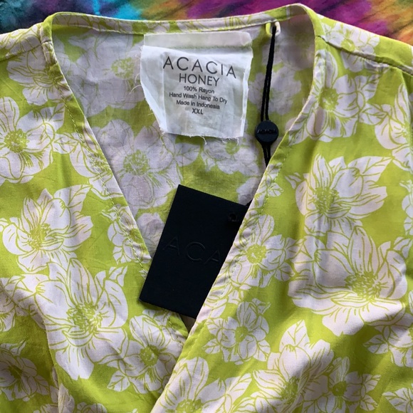 Acacia Neon Magnolia Mommy and Me set. - Picture 2 of 4